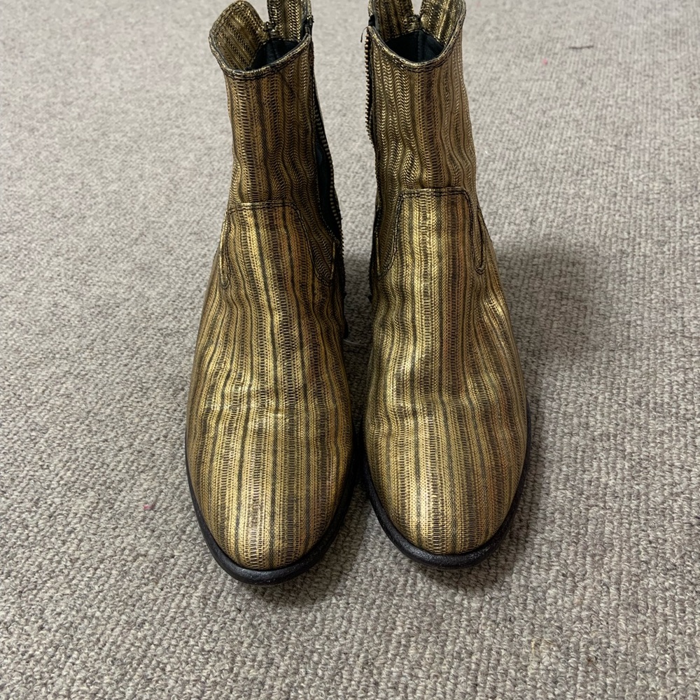Fiorentini + Baker gorgeous gold boots-looks metallic. Amazing leather!!!